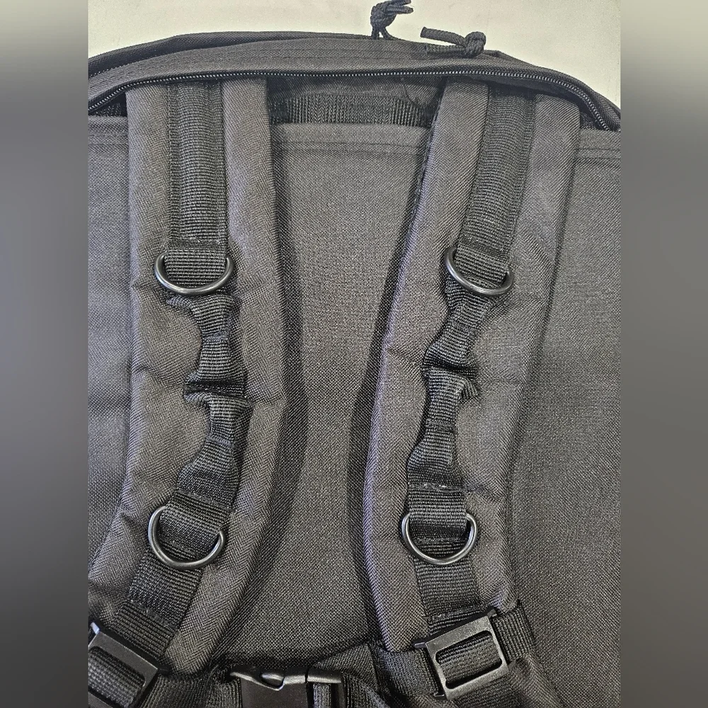 Sandpiper of California Black Military Mens Hiking Bugout Bag NEW - Picture 10 of 16